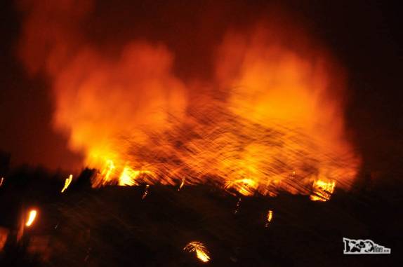 Um incêncio na periferia de Victoria, cidade chilena na região de Araucania